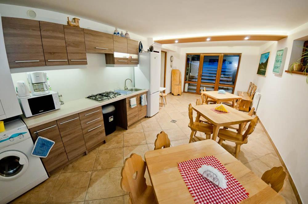 Topaz Homestay *
