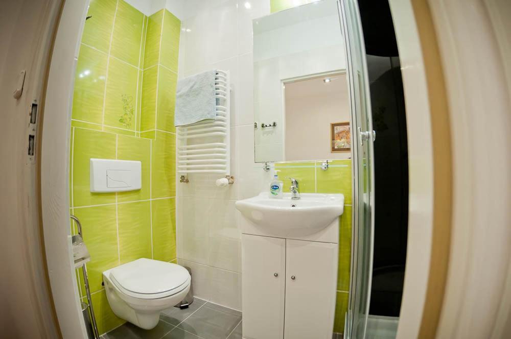 Topaz Homestay